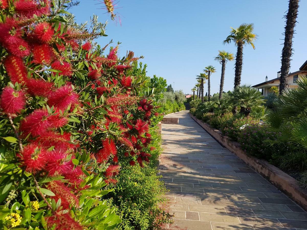 Sky Fort Garda View 시르미오네 외부 사진